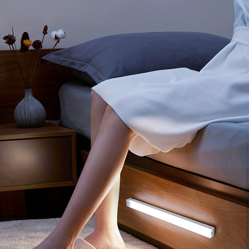 GLOWERA™ MotionLight – Never stumble in the dark again